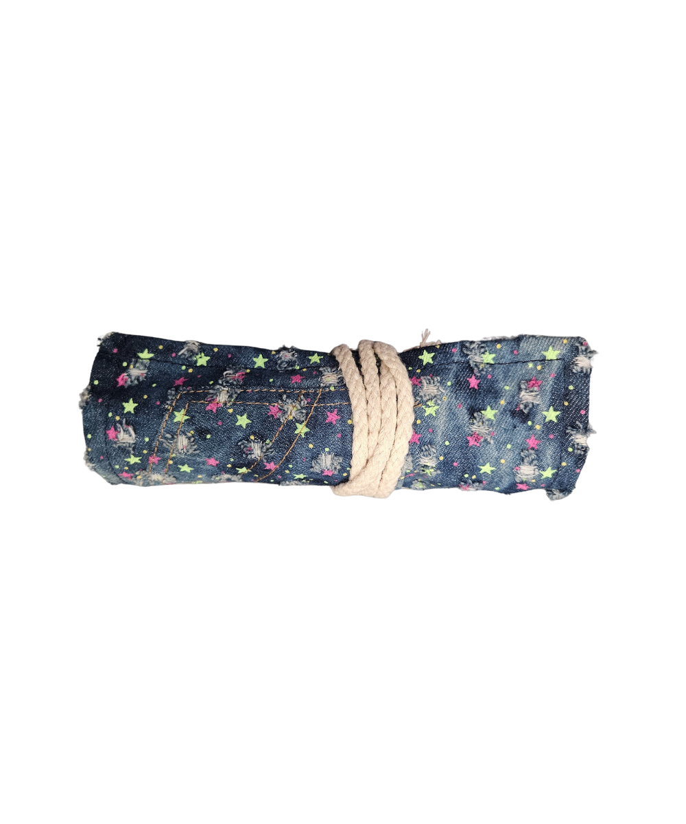 Astuccio Arrotolabile Con Laccio in Corda Colourbook